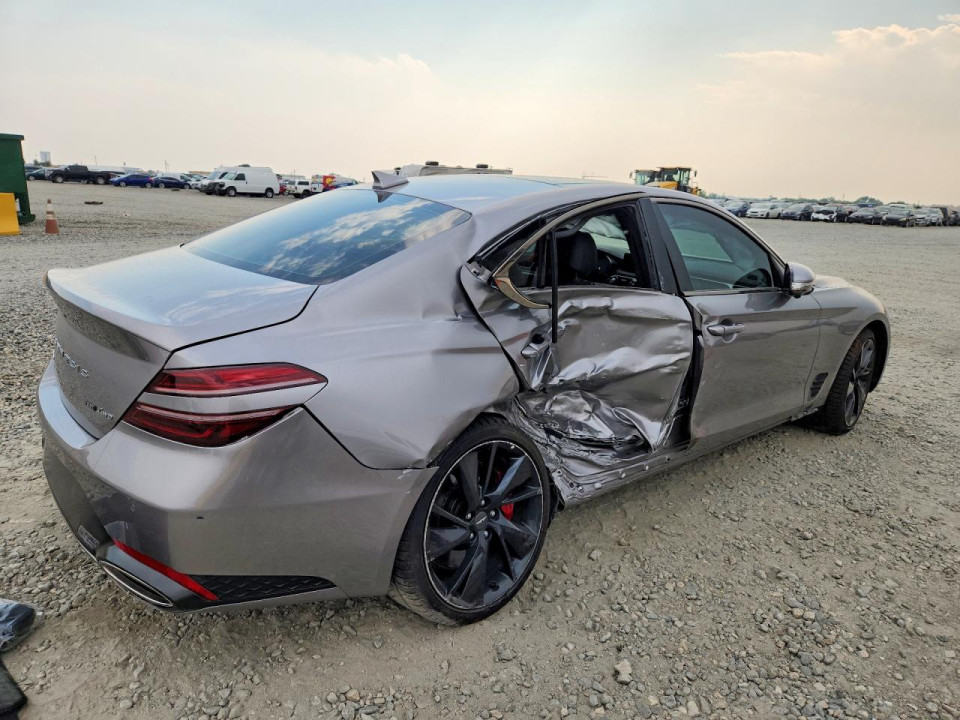 Genesis G70 3.3T STANDARD 2023 — Copart