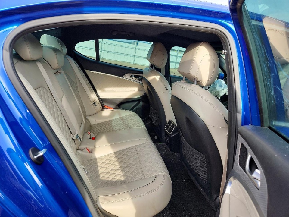 Genesis G70 3.3T STANDARD 2022 — Copart