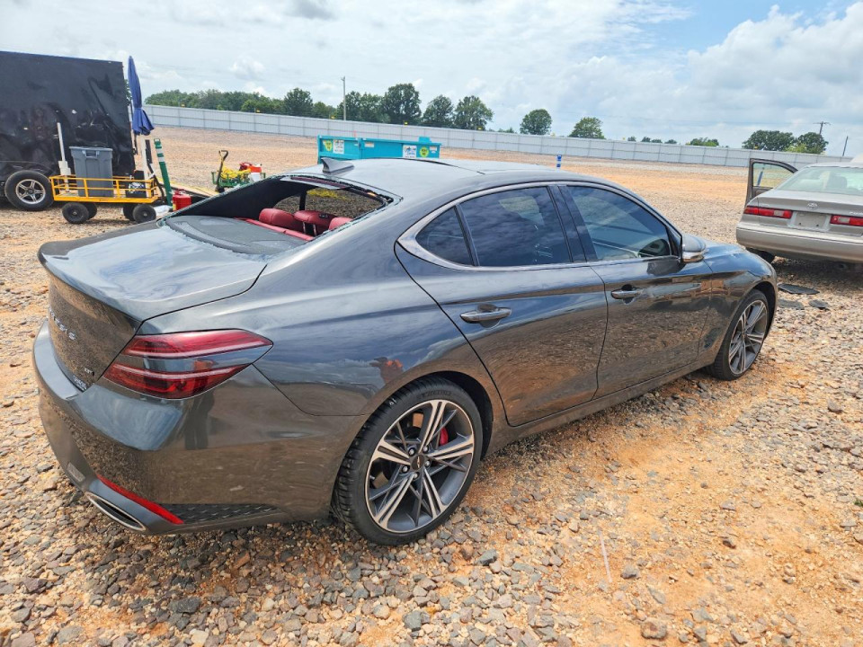 Genesis G70 2025 — Copart