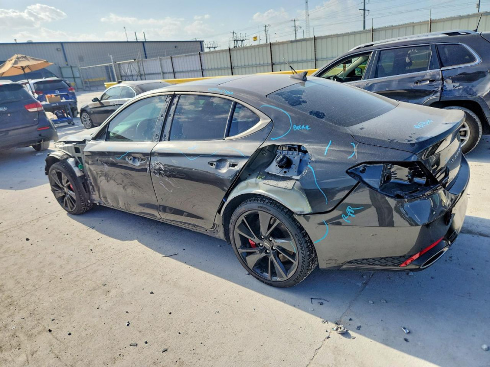 Genesis G70 2023 — Copart