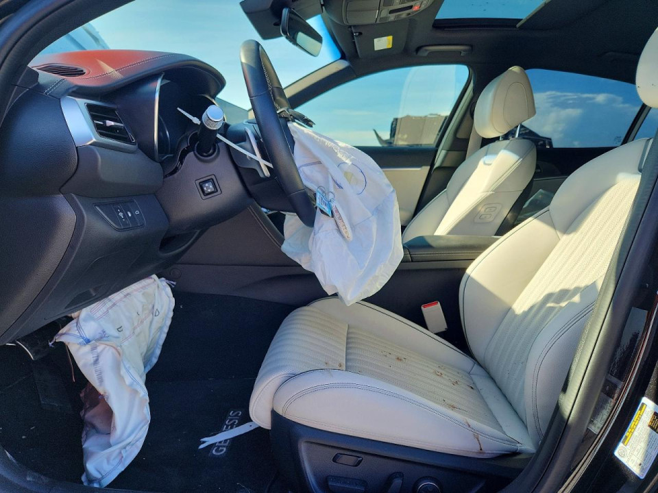 Genesis G70 2025 — Copart