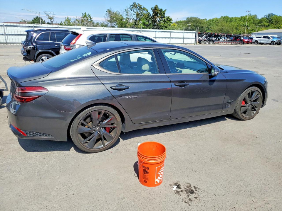 Genesis G70 2023 — Copart