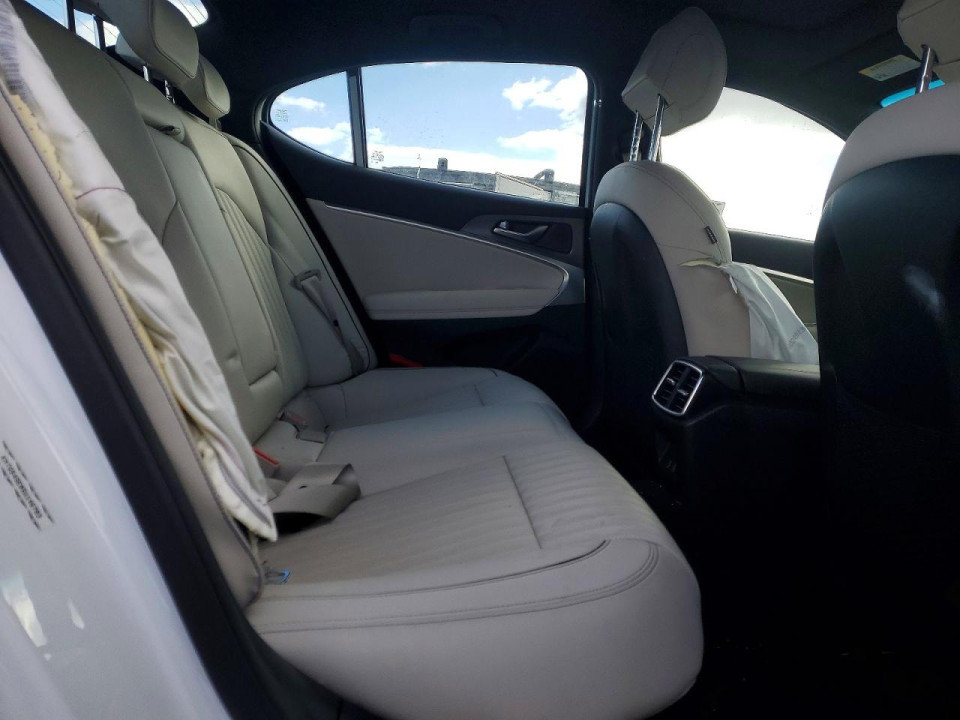 Genesis G70 2025 — Copart