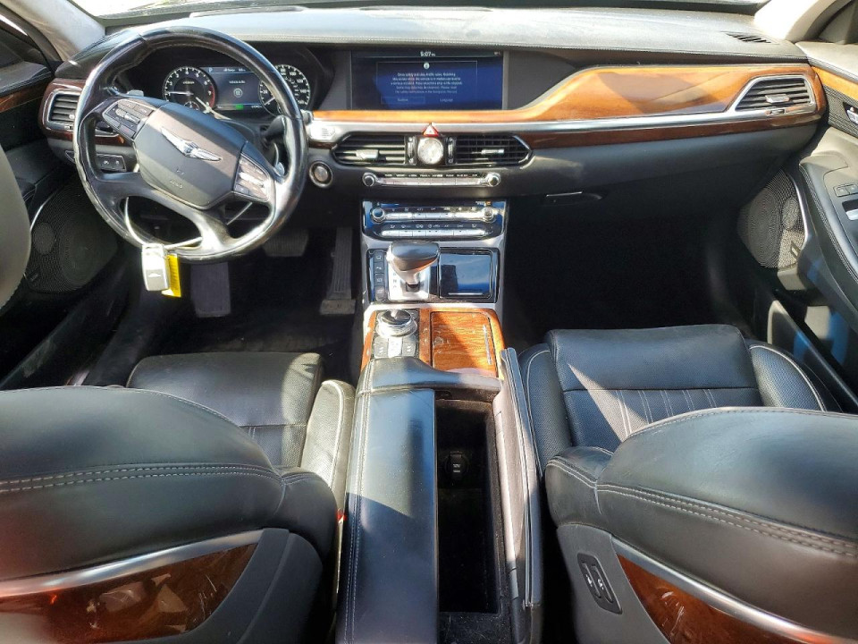 Genesis G90 2017 — Copart
