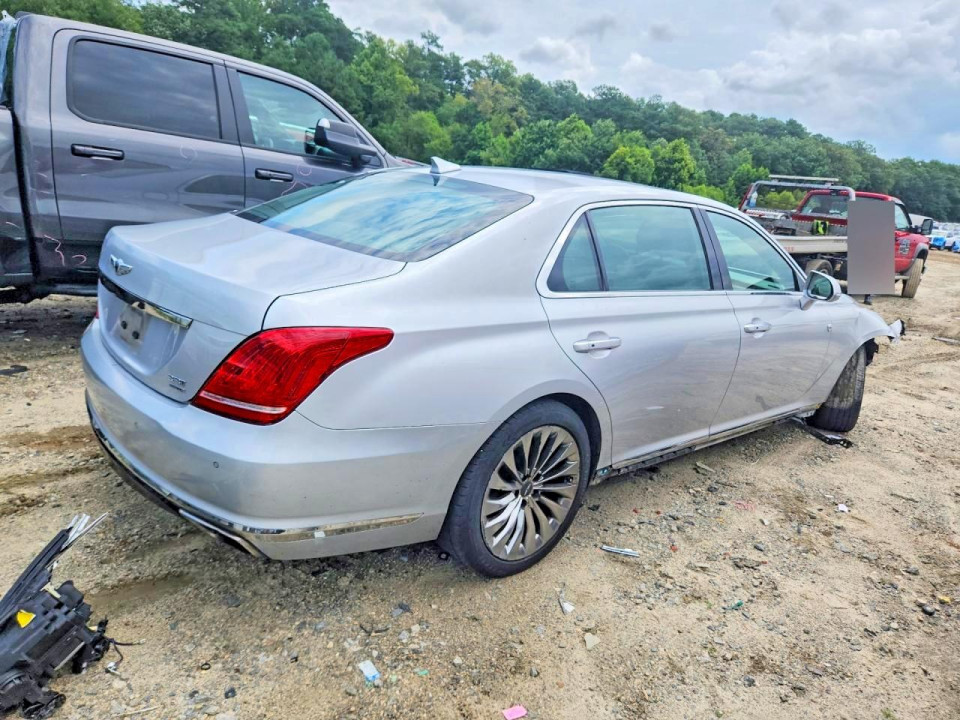 Genesis G90 2017 — Copart