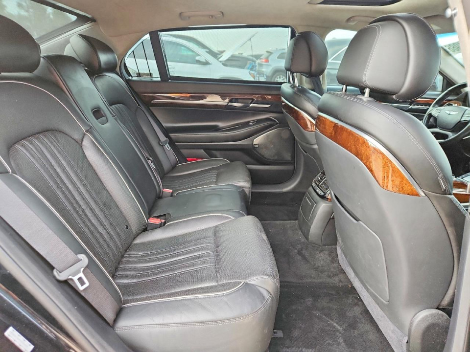 Genesis G90 2017 — Copart