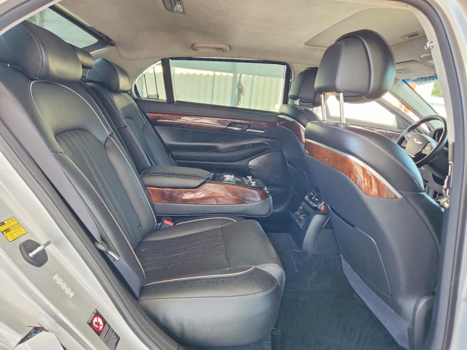 Genesis G90 2017 — Copart