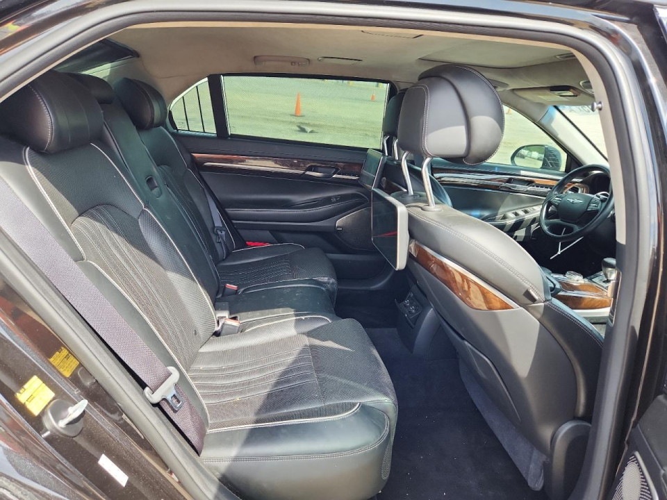 Genesis G90 2018 — Copart