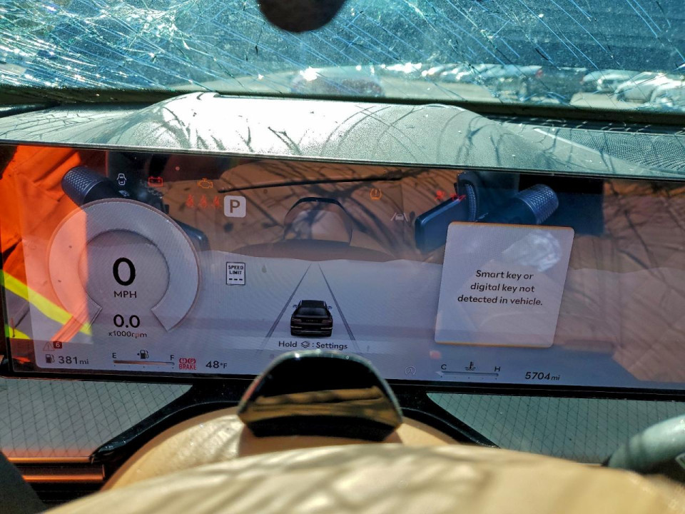 Genesis GV80 PRESTIGE 2025 — Copart
