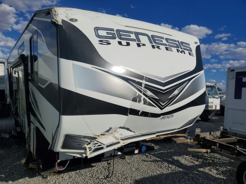 Genesis SUPREME CAMPER 2021 из США