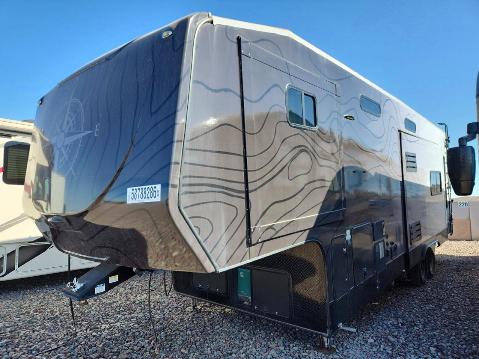 Genesis CAMPER 2019 — Copart