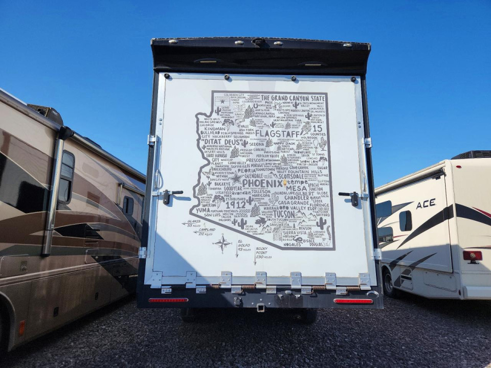 Genesis CAMPER 2019 — Copart