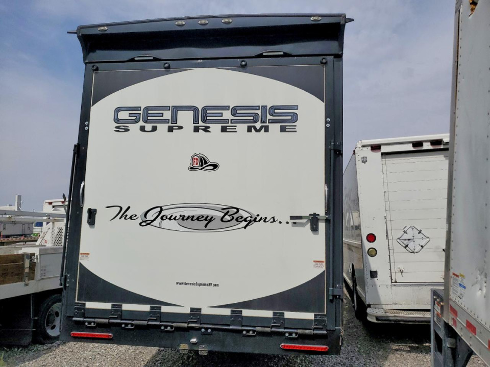 Genesis SUPREME CAMPER 2021 — Copart