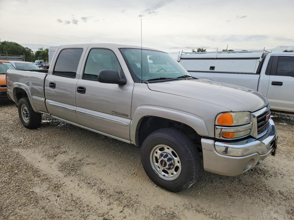 Gmc C/K/R2500 2004 — Copart