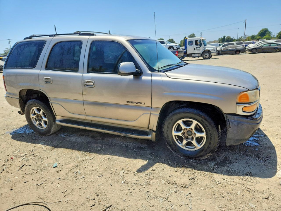 Gmc DENALI 2002 — Copart