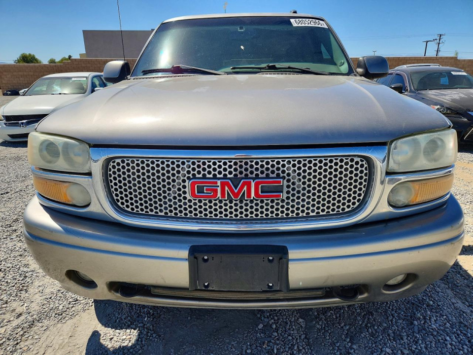 Gmc DENALI 2002 — Copart