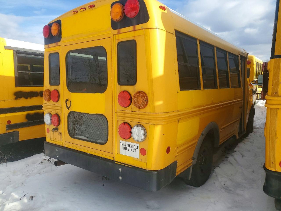 Gmc MICRO BIRD 2009 — Copart