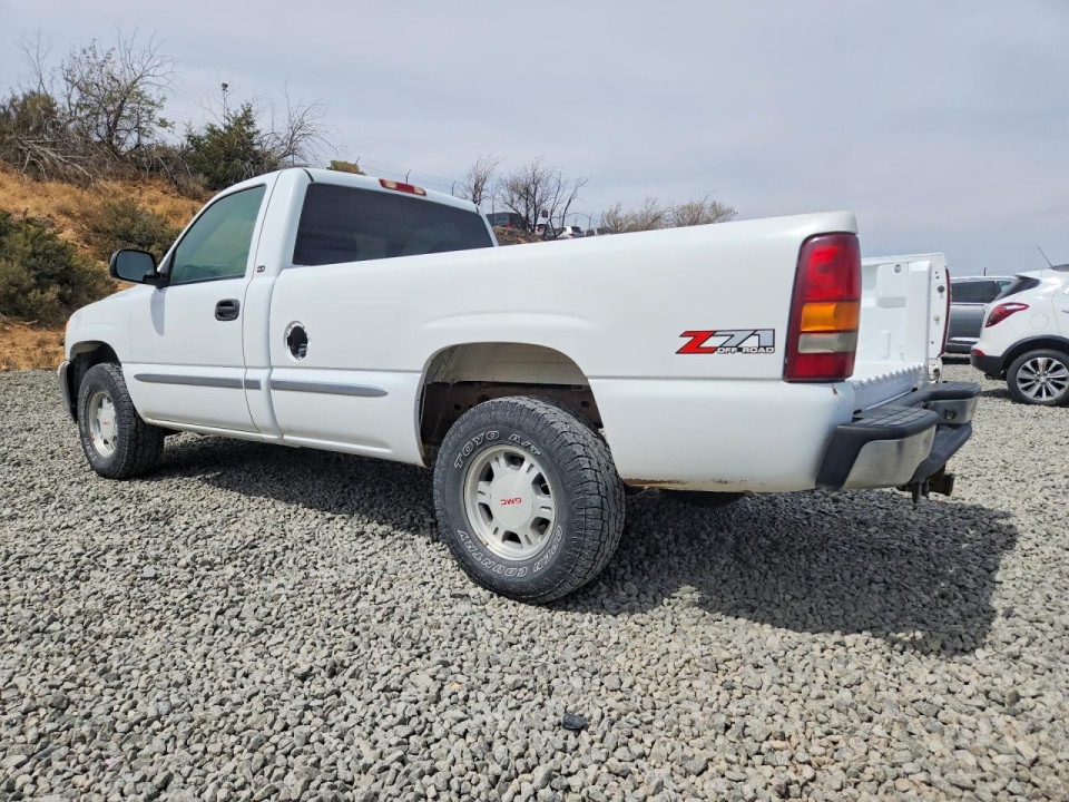 Gmc NEW SIERRA 2002 — Copart