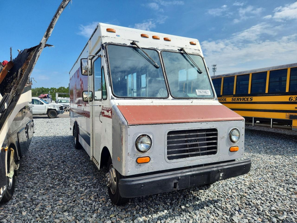 Gmc P3500 DELIVERY VAN 1989 — Copart