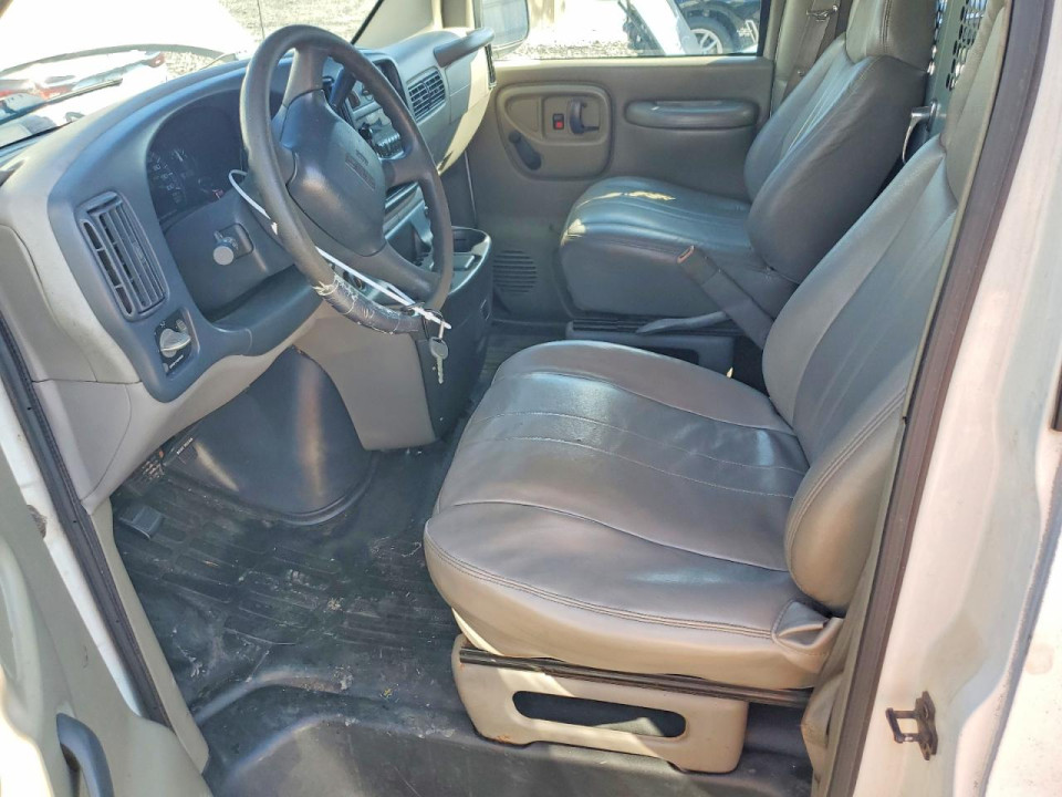 Gmc SAVANA 2000 — Copart