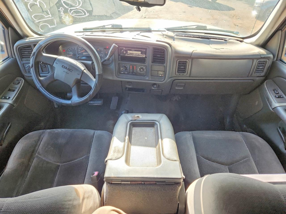 Gmc SIERRA 2004 — Copart