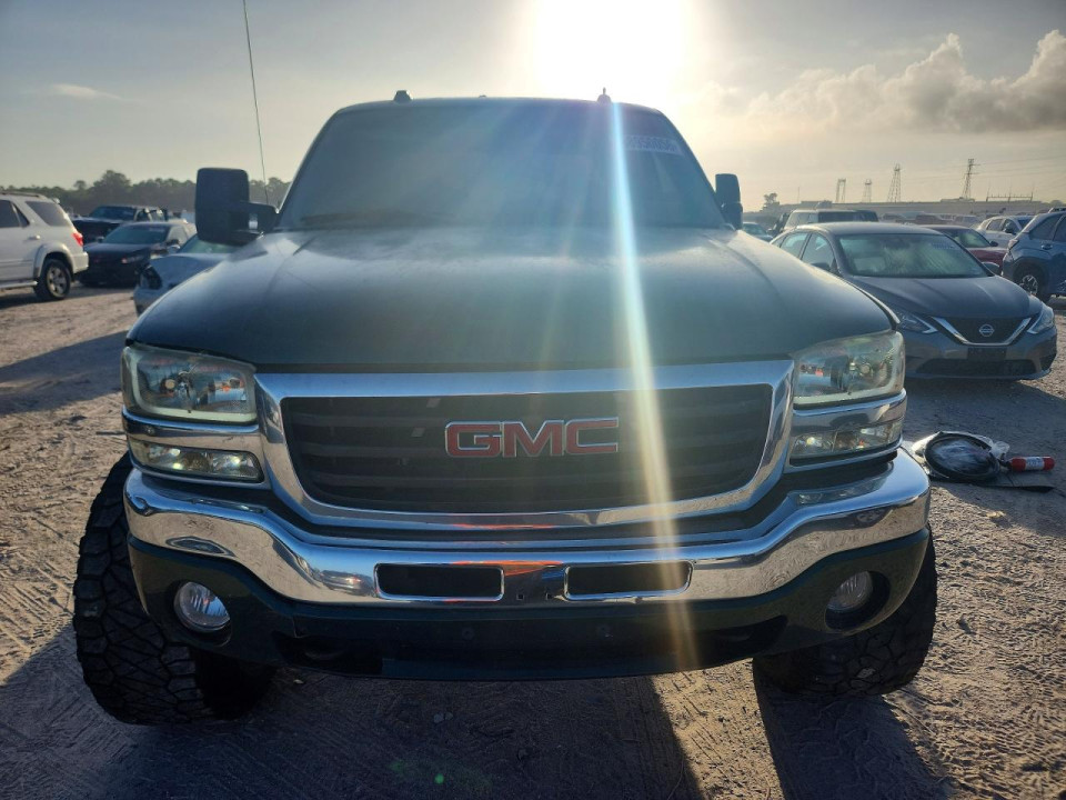 Gmc SIERRA 2005 — Copart