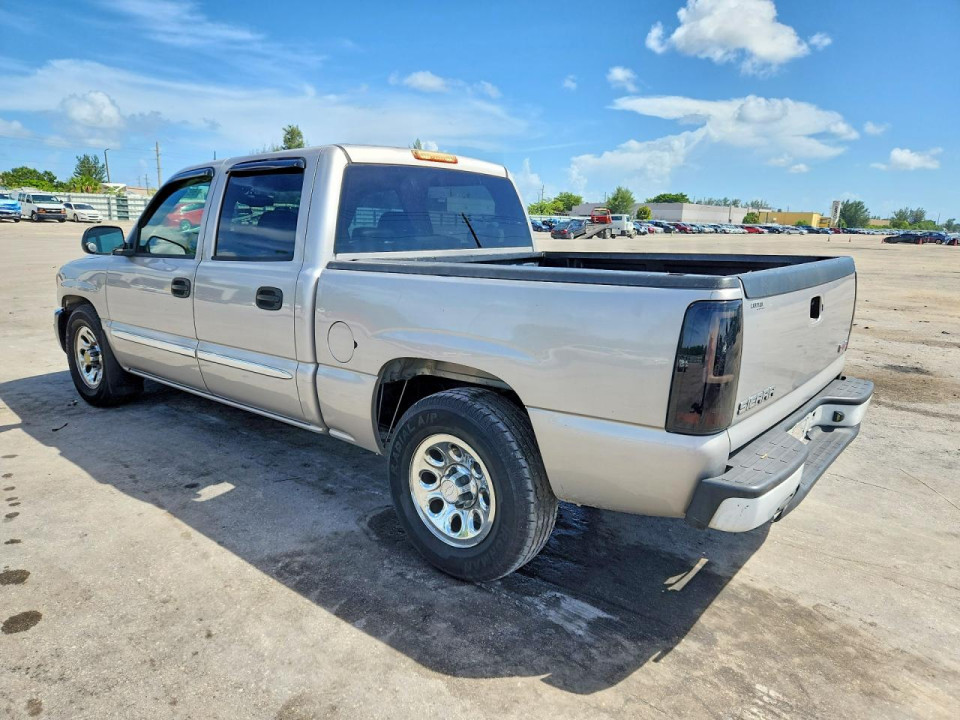 Gmc SIERRA 2005 — Copart