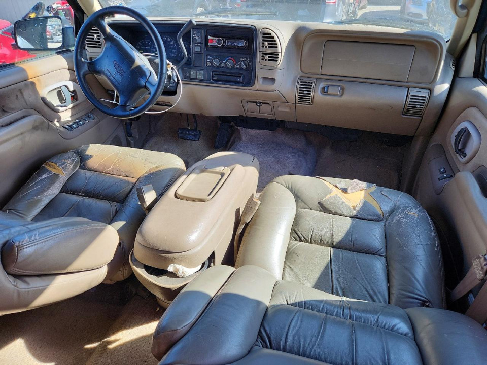 Gmc SUBURBAN 1997 — Copart