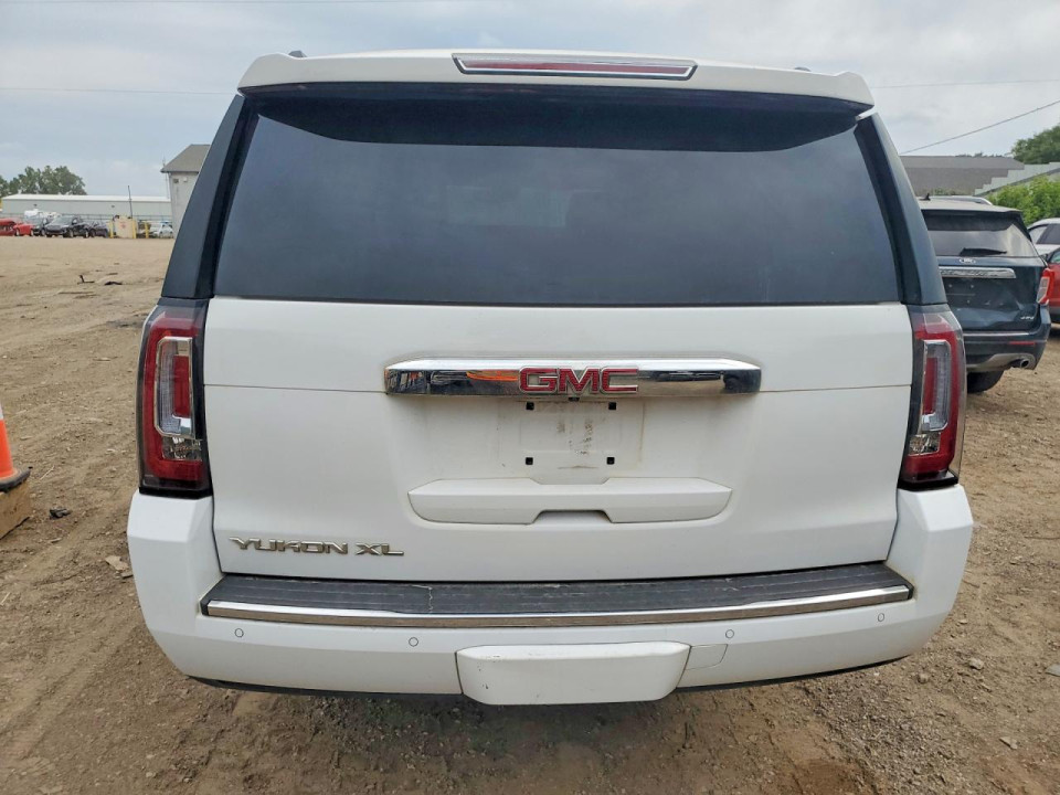 Gmc YUKON 2016 — Copart