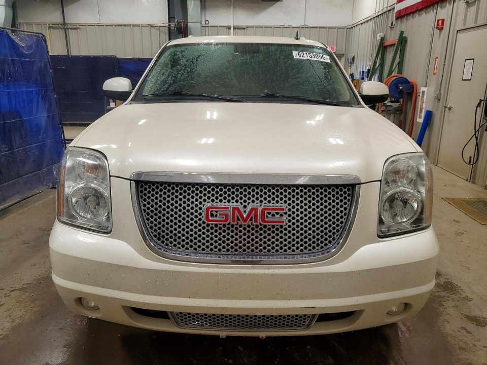 Gmc YUKON 2013 — Copart