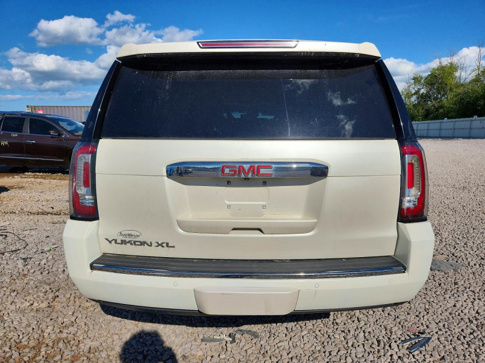 Gmc YUKON 2015 — Copart