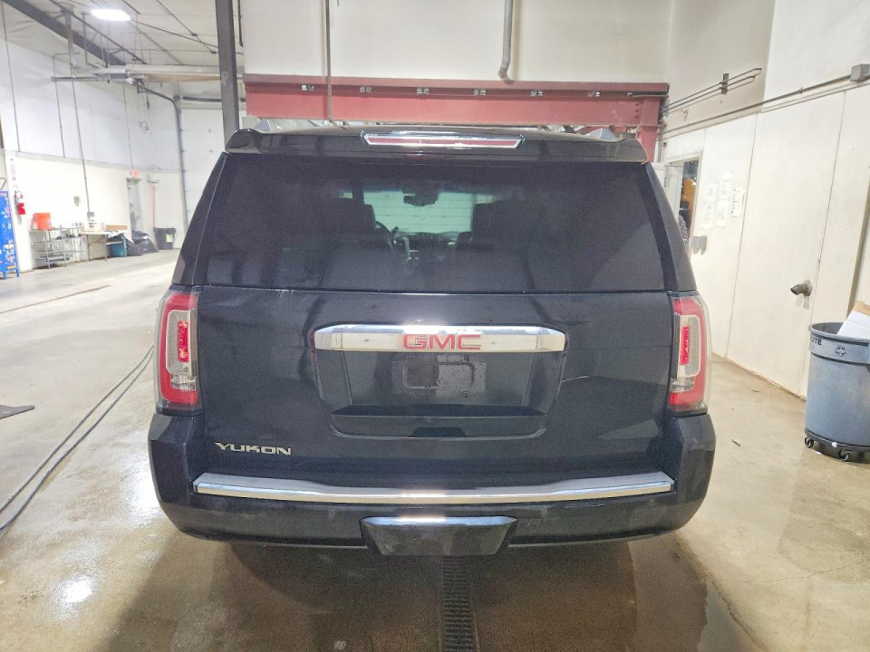 Gmc YUKON 2018 — Copart