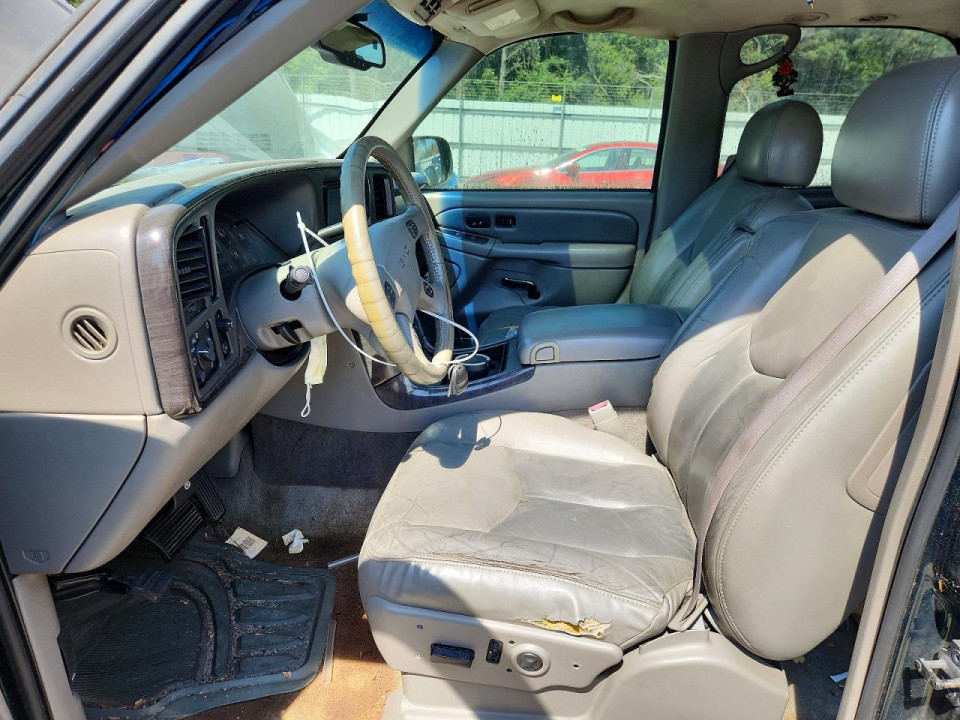 Gmc YUKON 2004 — Copart