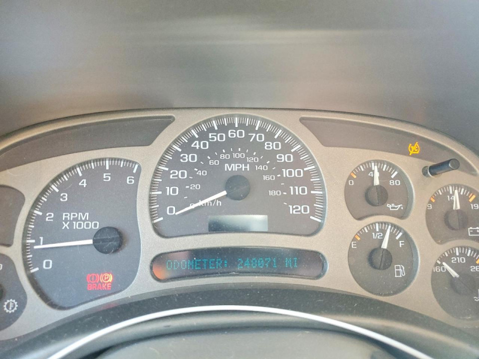 Gmc YUKON 2005 — Copart