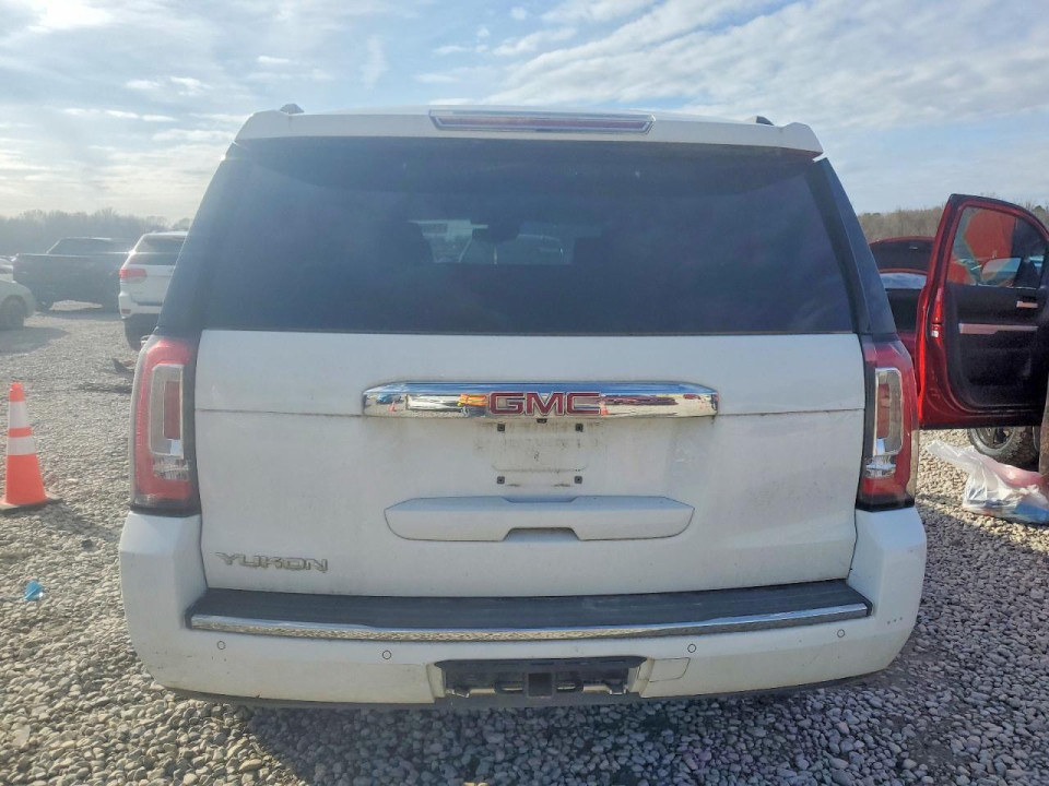 Gmc YUKON 2016 — Copart