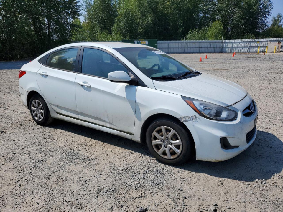 Hyundai ACCENT 2013 — Copart