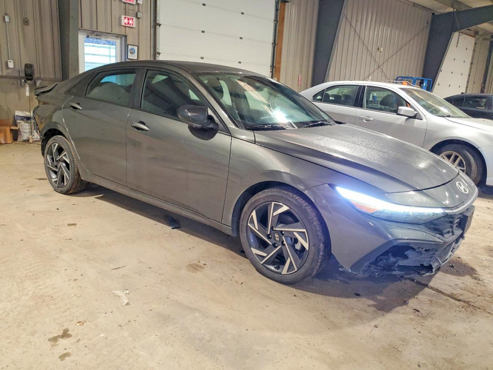 Hyundai ELANTRA HYBRID SEL SPORT 2025 — Copart