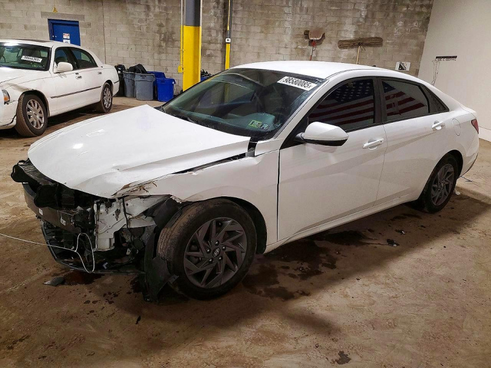 Hyundai ELANTRA HYBRID BLUE 2024 — Copart