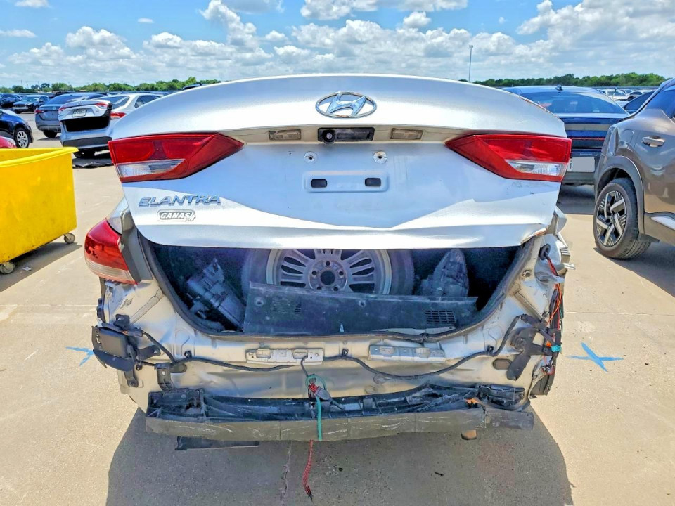 Hyundai ELANTRA 2018 — Copart