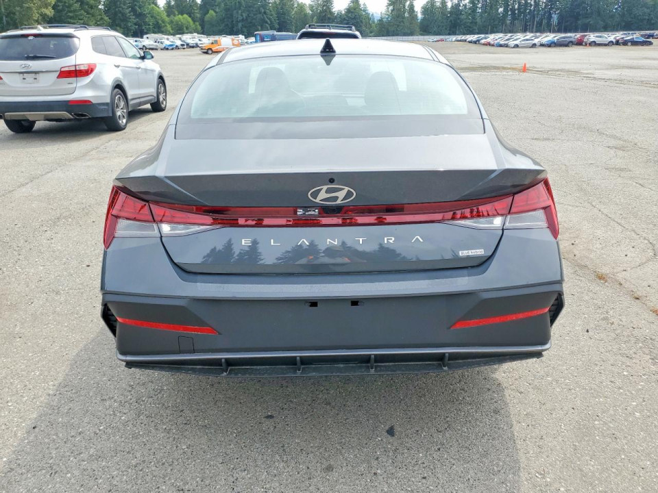 Hyundai ELANTRA 2026 — Copart