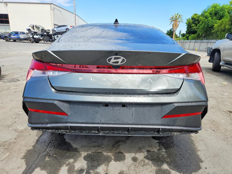 Hyundai ELANTRA 2025 — Copart