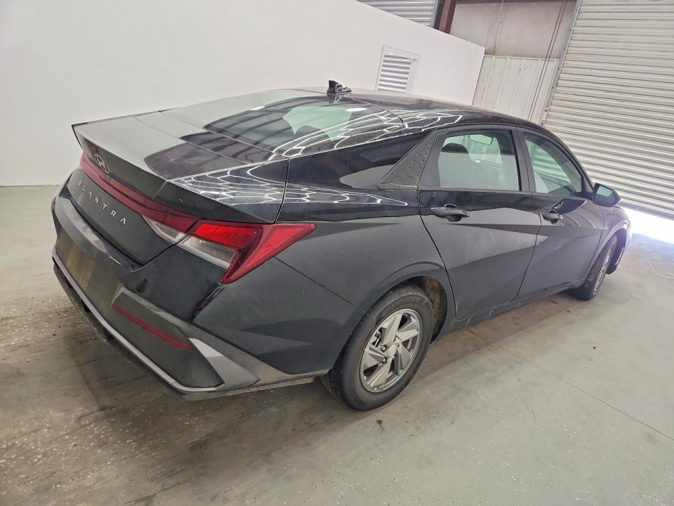 Hyundai ELANTRA 2026 — Copart
