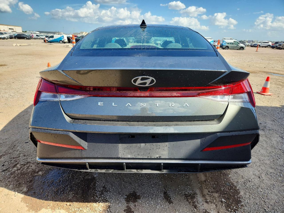 Hyundai ELANTRA 2024 — Copart