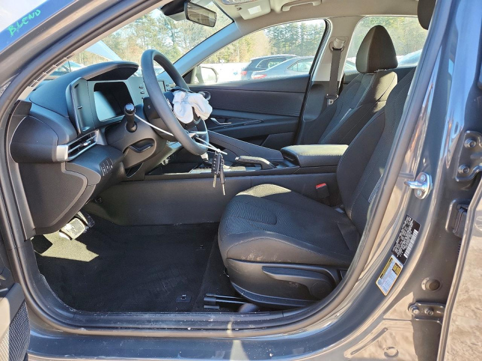 Hyundai ELANTRA 2025 — Copart