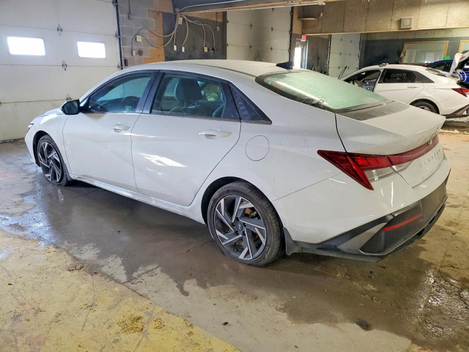 Hyundai ELANTRA 2025 — Copart