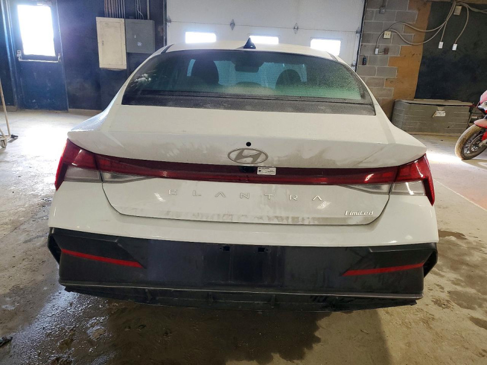 Hyundai ELANTRA 2025 — Copart