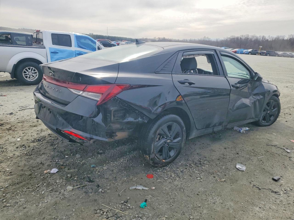 Hyundai ELANTRA 2022 — Copart