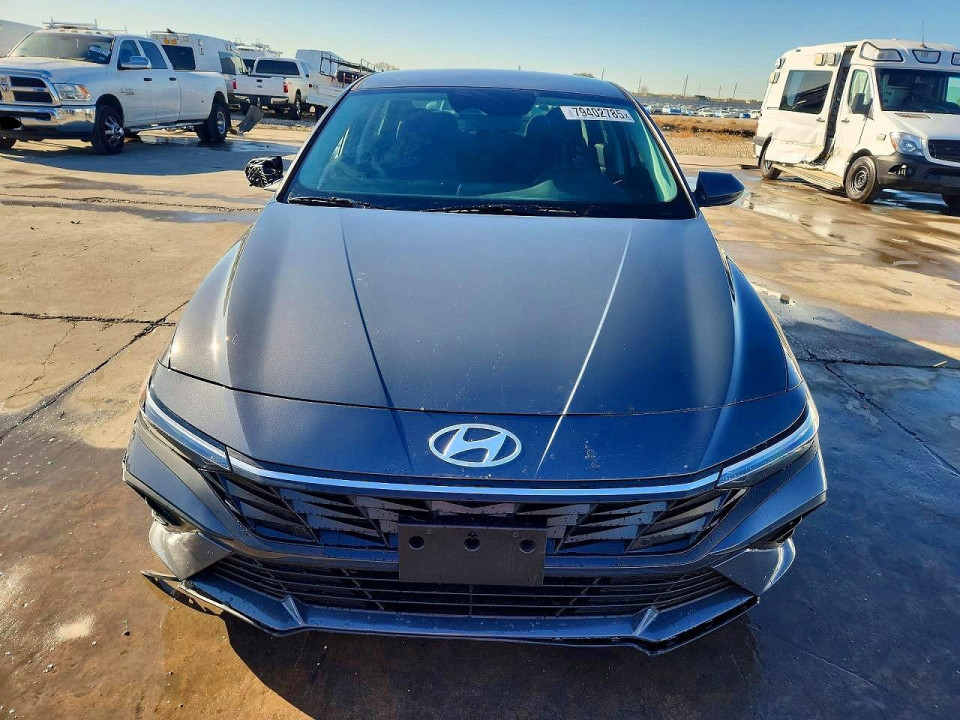 Hyundai ELANTRA 2026 — Copart