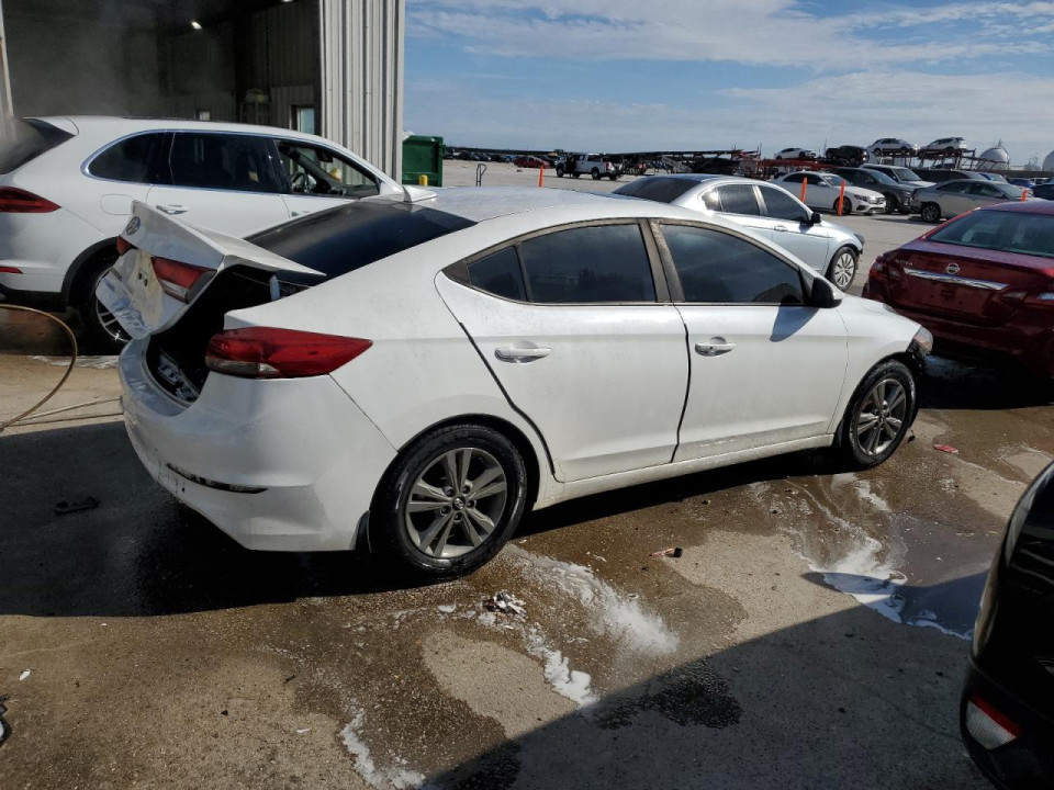 Hyundai ELANTRA 2018 — Copart