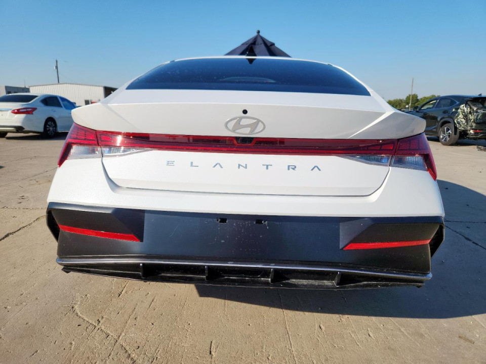 Hyundai ELANTRA 2025 — Copart